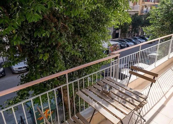 Hub 57 In The Heart Of The City Salonic
